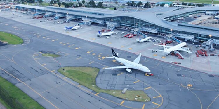 El aeropuerto El Dorado es el mejor de Latinoamérica, según los World Travel Awards: así quedó el listado