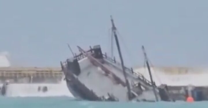 El Huracán Beryl hundió el famoso crucero Jolly Roger en minutos – Canal 44