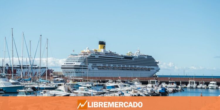 Compañías de cruceros empiezan a abandonar destinos por insultos a los turistas