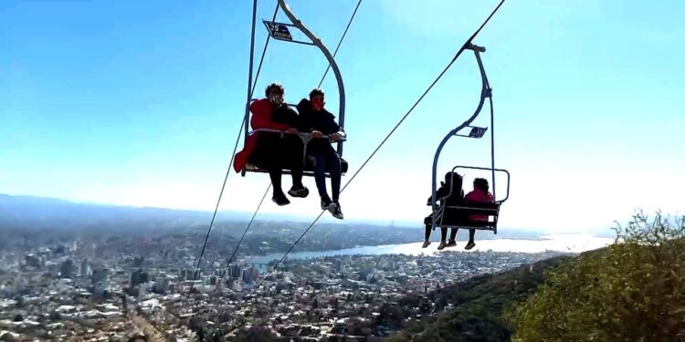 En un año el precio de los paquetes turísticos aumentó un 300%