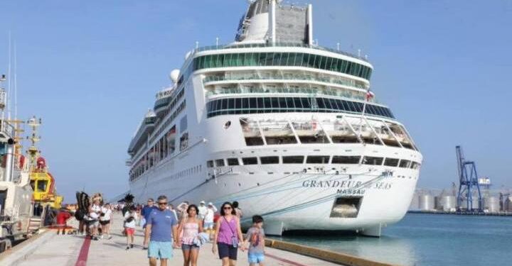 Yucatán recibe por primera vez al crucero Grandeur of the Seas de Royal Caribbean