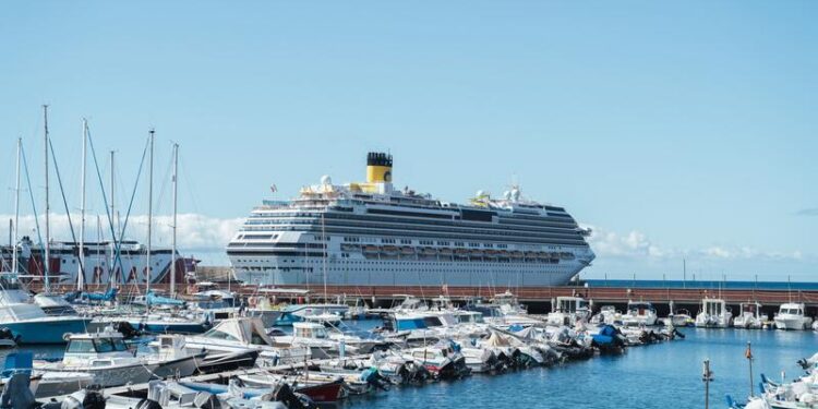 Tras asegurar que no volvería, Kiko Jiménez reaparece en el plató de ‘Supervivientes All Stars’