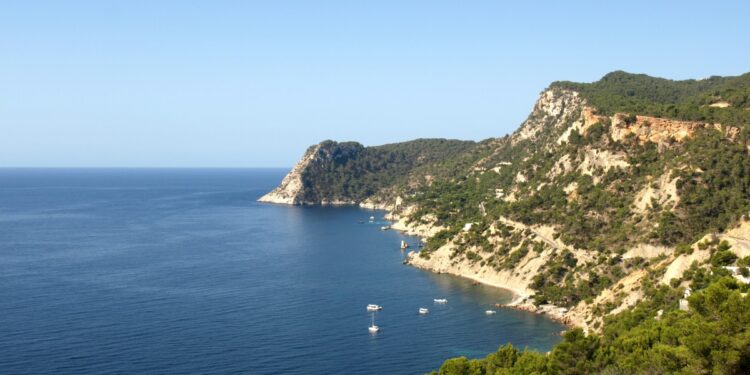Los 10 mejores pueblos cerca de Ibiza — idealista/news