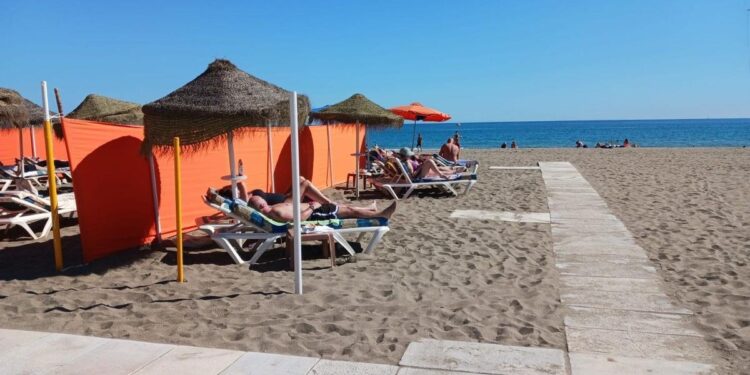 Diez destinos de Andalucía, entre los más buscados para viajar en el mes de julio