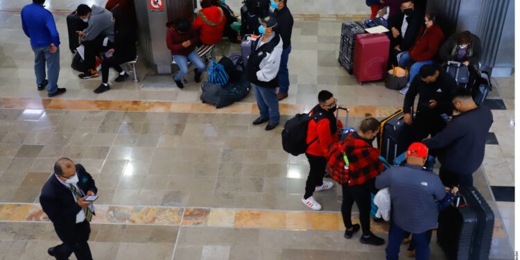 Reservan mexicanos viajes con poco tiempo