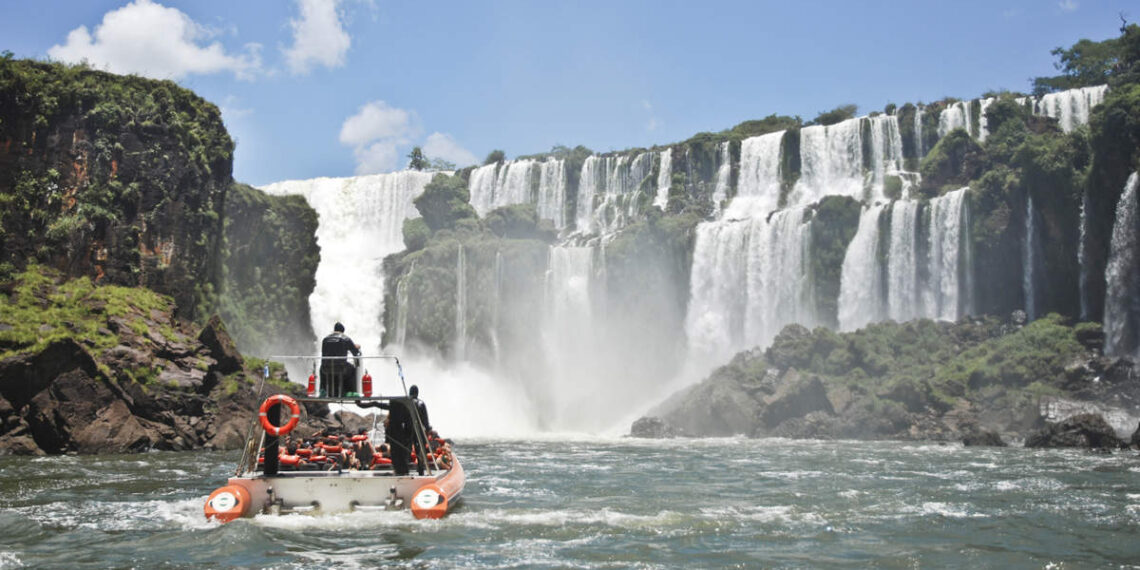 mucho más que millones de litros de agua por segundo