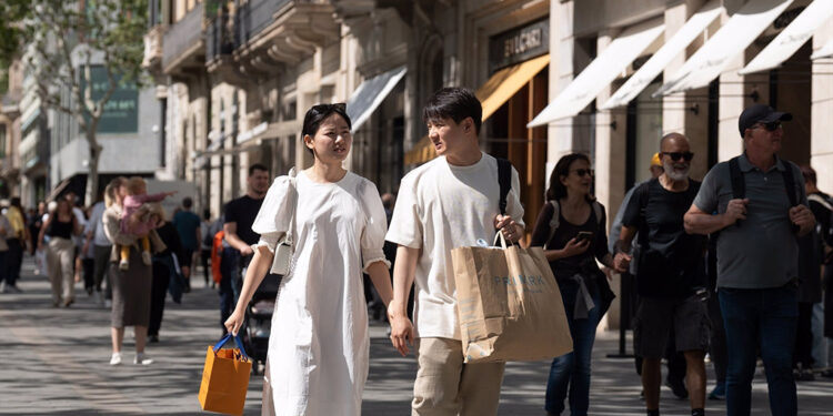 La Unwto predice que en 2030 el número de turistas alcanzará los 1.800 millones, un 20% superior a los 1.500 millones de 2019.