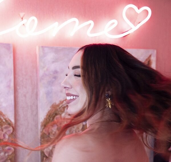 Ana Karen González, la experta en cabello, te recomienda su top 3 para cuidarlo al máximo