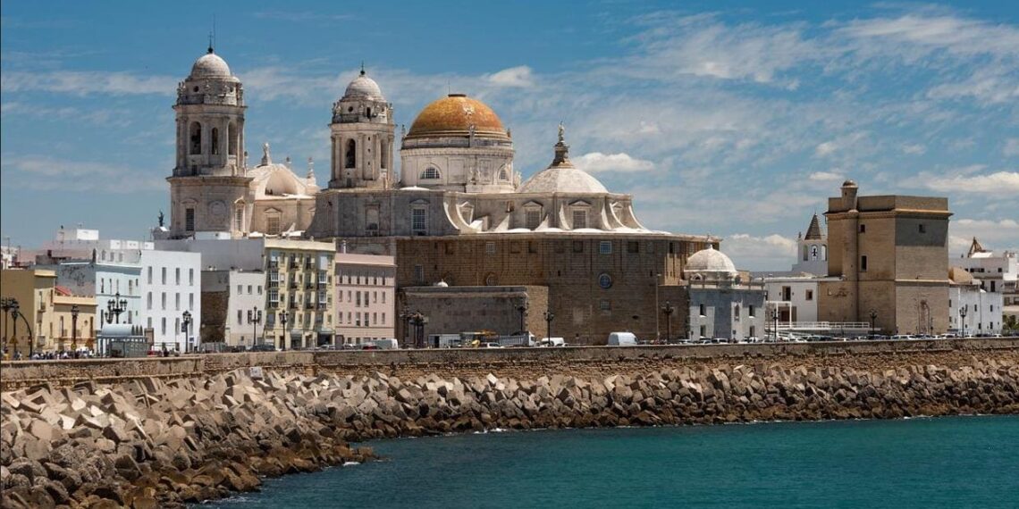 El motivo por el que la revista 'The Independent' califica a Cádiz como uno de los mejores destinos de España