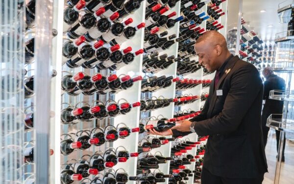 Premian oferta de vino de Celebrity Cruises