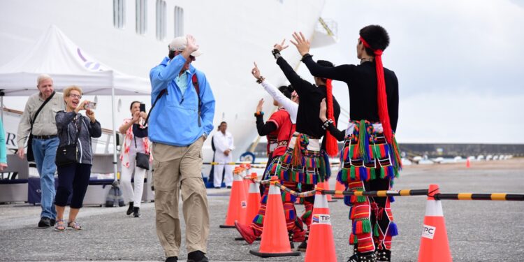 Puerto taiwanés anuncia medidas para atraer turistas tras terremoto de abril