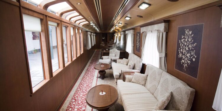 Renfe continúa con sus trenes de turismo temático este verano para incentivar los viajes nacionales