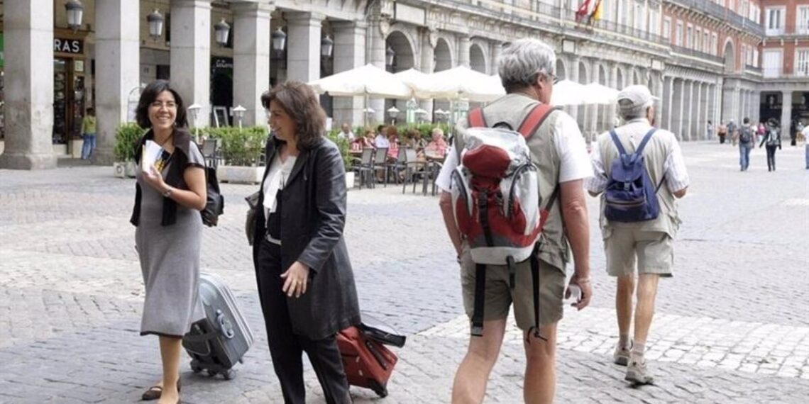 CEAV pide clarificar los criterios de los programas de turismo social en autonomías como Madrid, C-LM y CyL