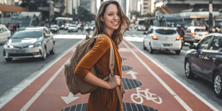 Los 10 mejores países para viajar sola en 2024