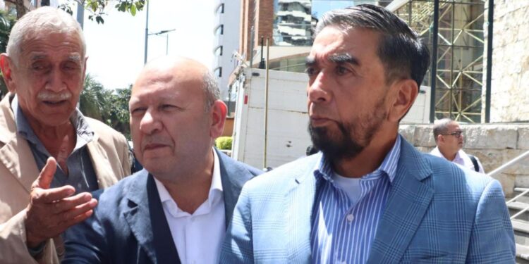 Gremio de transportistas afirma que los viajes nocturnos se han reducido en un 60% en Ecuador