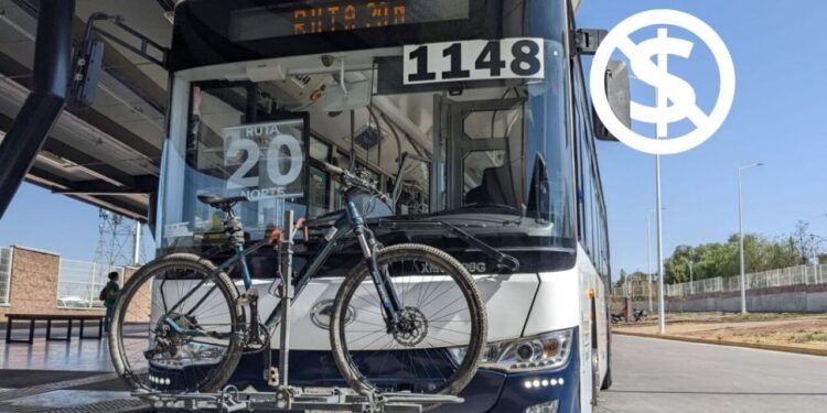 ¿Cuántos viajes regalan con la tarjeta Soluciones YoVoy en Aguascalientes?