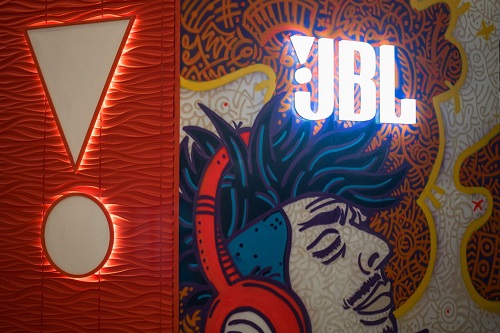 ¡JBL abre su Pop Up Store en El Palacio de Hierro Polanco!
