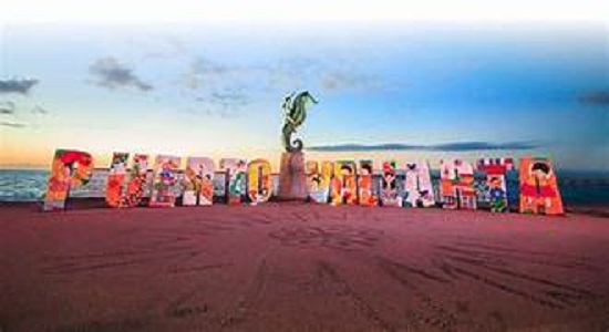 Puerto Vallarta, el destino de playa ideal para vacacionar y pensar en vivir