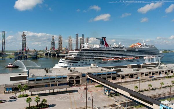 Carnival Vista reajusta su itinerario debido a problemas con el sistema de propulsión