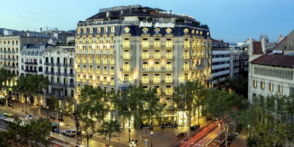 Majestic Hotel & Spa Barcelona, premiado por su compromiso con la excelencia y la cultura