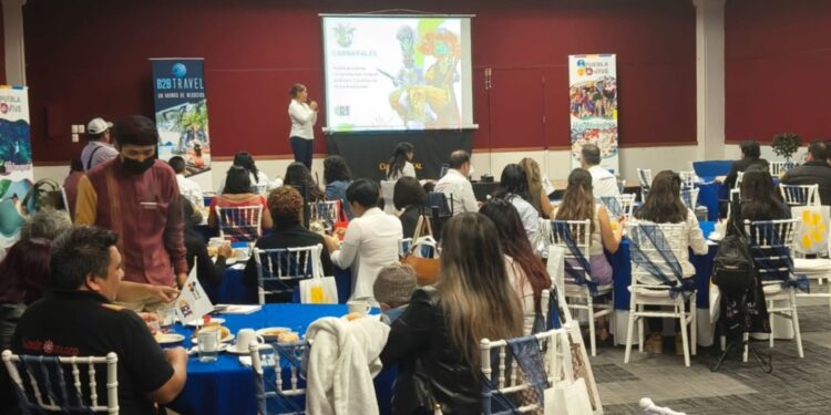 Gobierno estatal promociona a Puebla ante turoperadores de Oaxaca