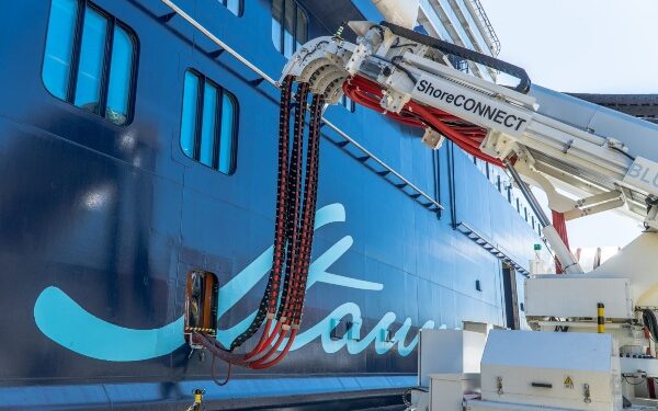 Sesenta cruceros o ferries ya han usado energía en tierra este año en Kiel