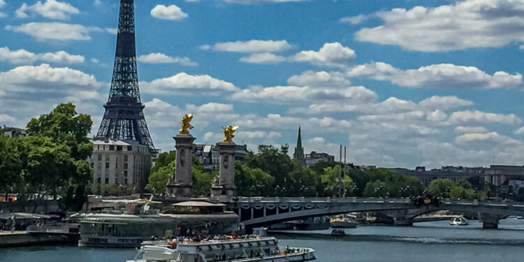 Cruceros festivos, insólitos, culturales y gastronómicos en París en septiembre