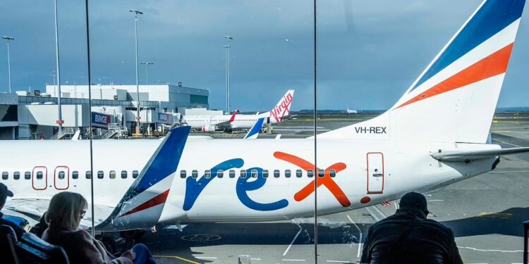 Ordena Ministra de Viajes de Australia suspender regla para perder slots