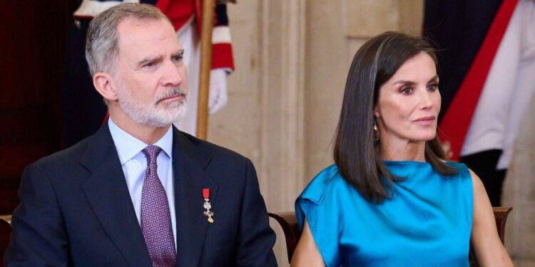 las inusuales reglas que siempre deben seguir en sus viajes