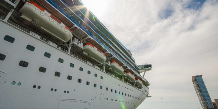 ¿Cuántos cruceros han llegado a Puerto Vallarta en 2024?