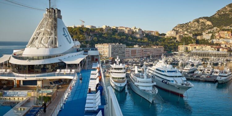 Oceania Cruises presenta sus cruceros de Europa para 2025