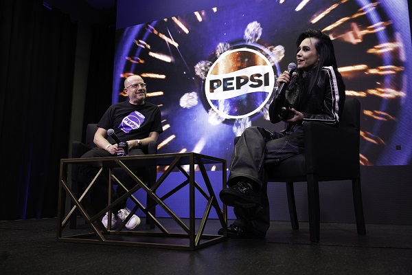 Pepsi Black y Mariana Bo presentan lata de edición especial con los mejores beats y el máximo sabor