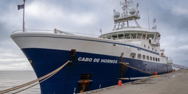 En Punta Arenas se dio inicio al Crucero CIMAR 27 Fiordos |