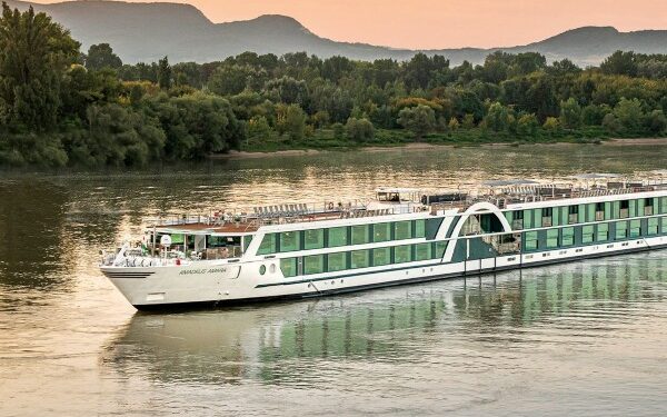 Presentan nuevo crucero fluvial Amadeus Amara