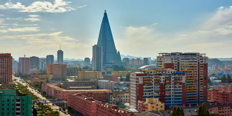 Viajes a Corea del Norte turísticos se harán tras reabrir viajes