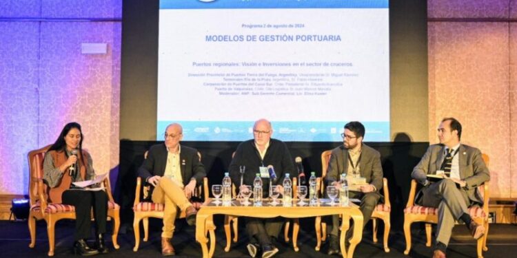 Ushuaia en el X Encuentro Regional de Cruceros