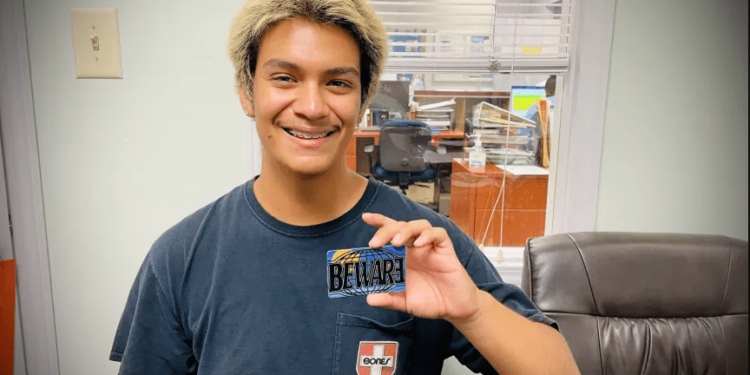 ¿Estudiante de secundaria, colegio comunitario o de ESL? Podrías viajar gratis en Metro – Excelsior California