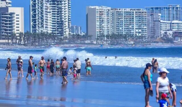 Acapulco aventaja a Cancún por mucho en puente patrio