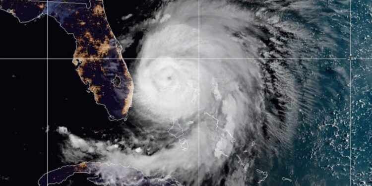 Compañías de cruceros cambian sus itinerarios para evitar huracán Helene
