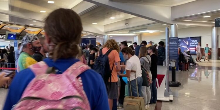 Lo que dicen los expertos sobre la cobertura médica para viajes extranjeros – Telemundo 52