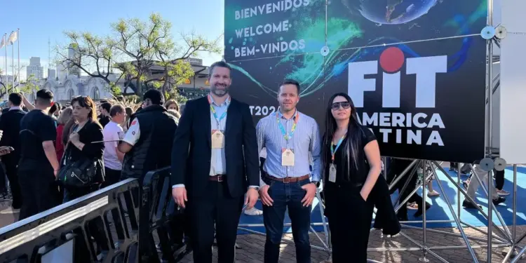 administracion portuaria en la feria internacional de turismo_11zon