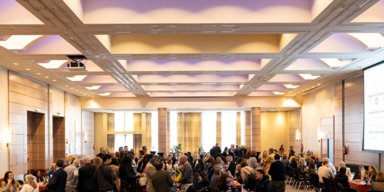 Turismo de Salamanca participa en una jornada comercial de la Confederación Española de Agencias de Viajes en Valladolid