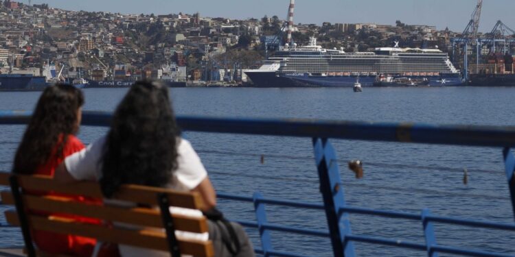 Valparaíso afina detalles en materia de seguridad y aseo en la antesala del inicio de la Temporada de Cruceros 2024/2025