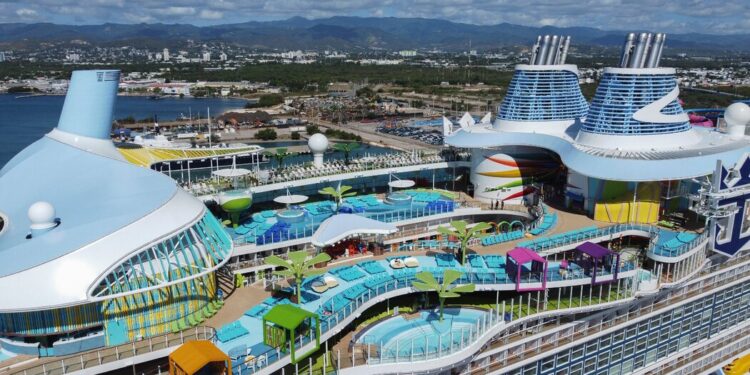 ¿Realmente puede ser sostenible el crucero más grande del mundo?