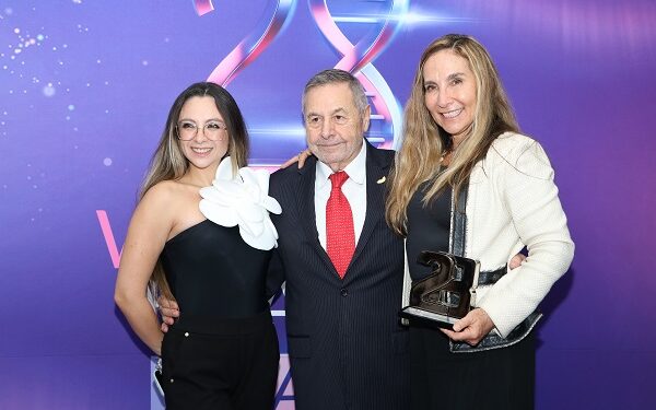 APC Publicidad gana el Gran Platino como Agencia del Año en el primer Women´s Health Awards 2024
