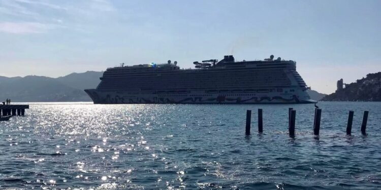 Acapulco recibe el primer crucero de la temporada 2024-2025