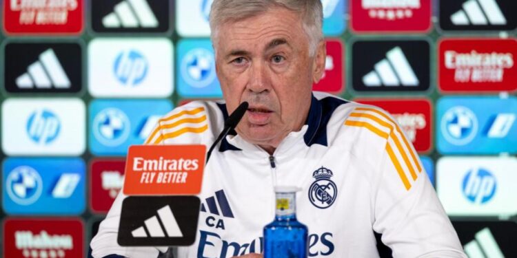 Real Madrid: Ancelotti: "No tengo una agencia de viajes para organizar los viajes de los jugadores"