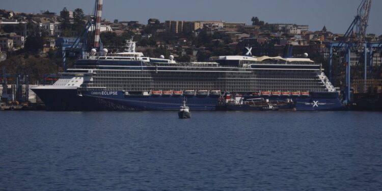 Inicio de la temporada de cruceros: Valparaíso refuerza su seguridad, pero también sus actividades artísticas y culturales