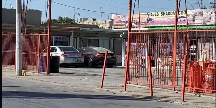 Matam a hombre al interior de agencia de viajes