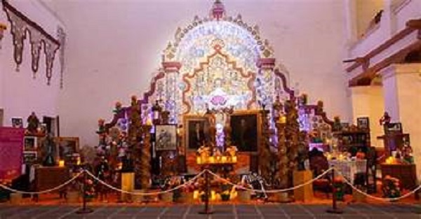 Recuerdos vivos: San Ángel Celebra el Día de Muertos 2024